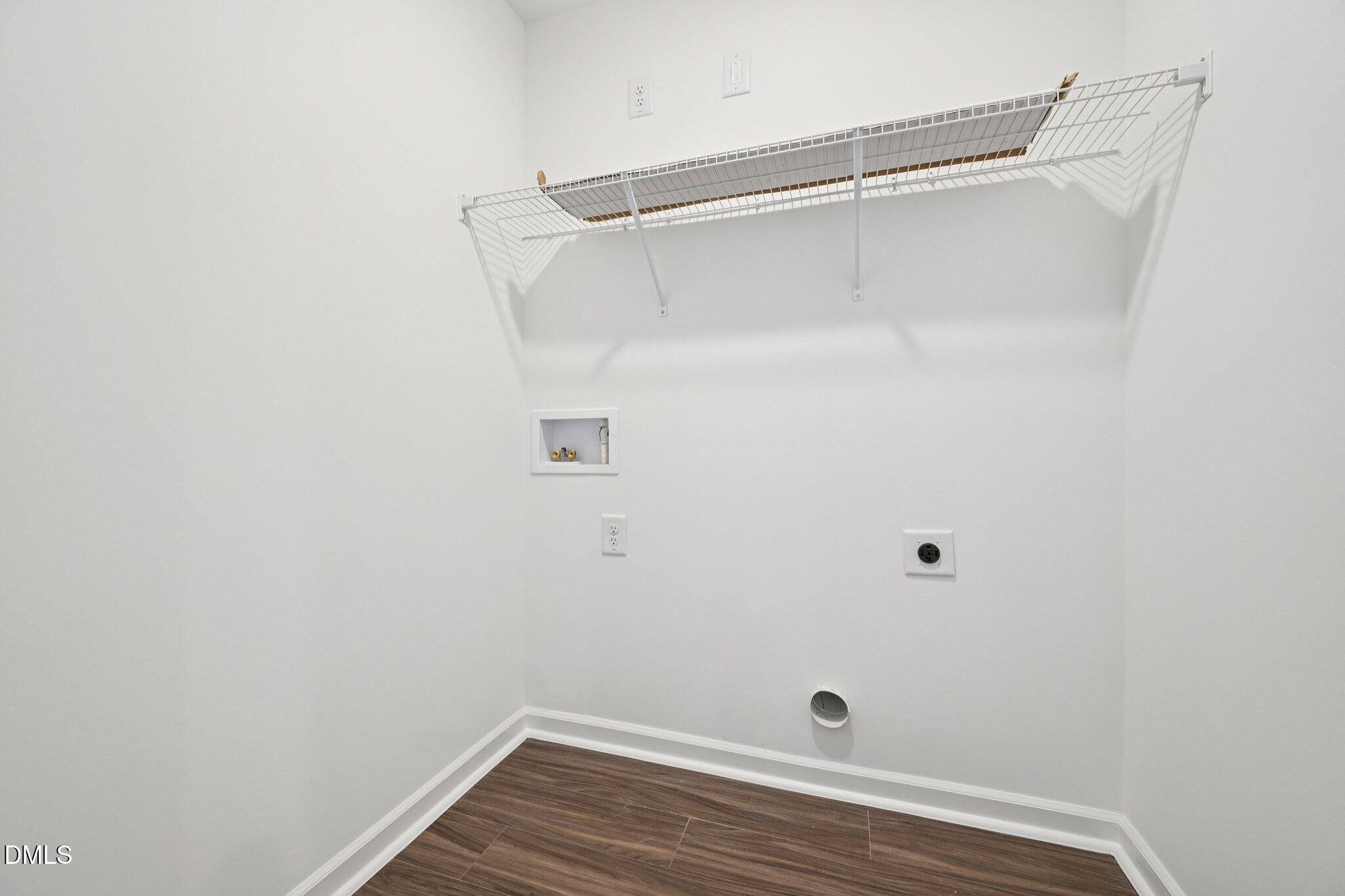 1604 Mirth Court