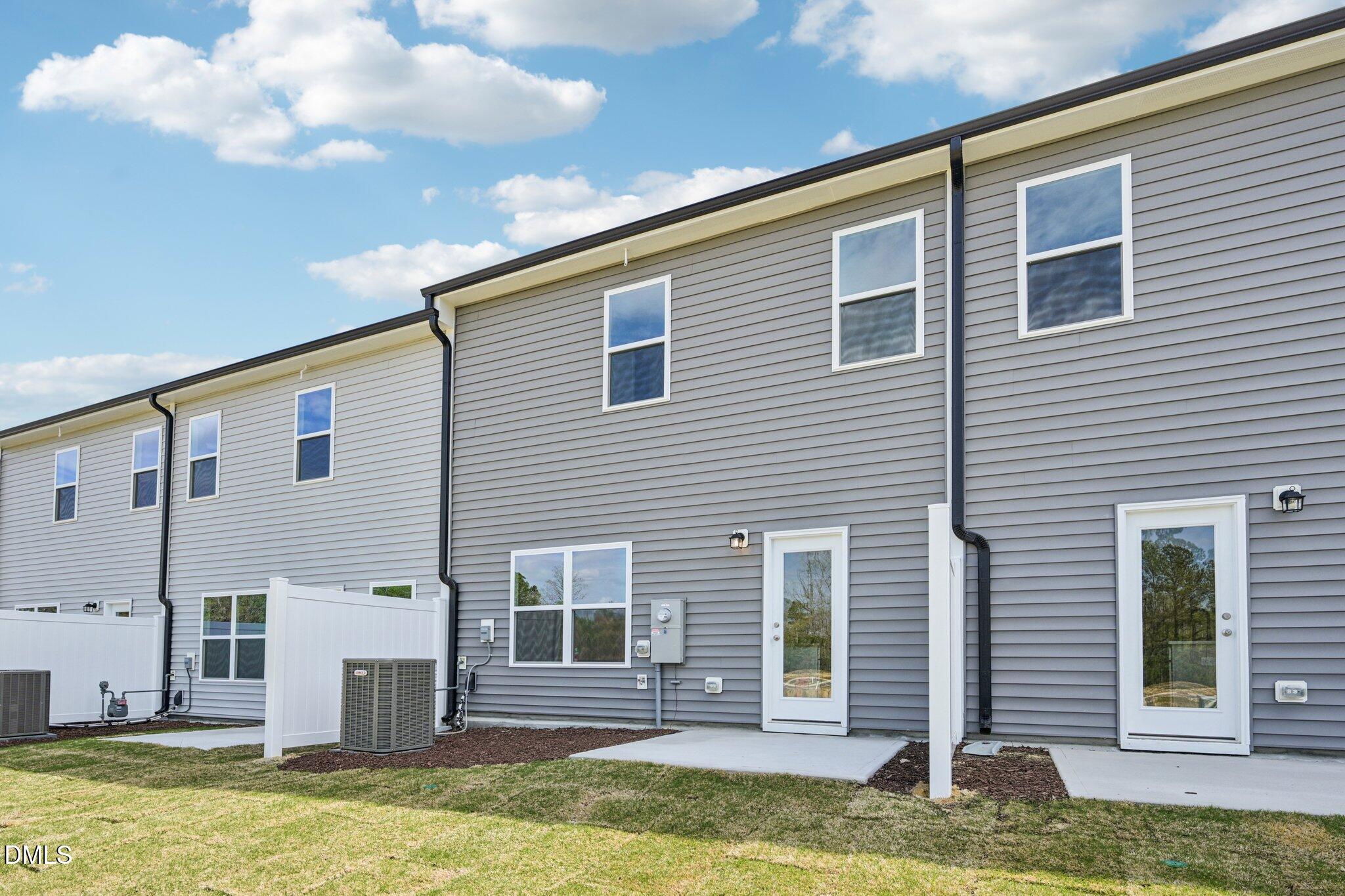 1604 Mirth Court