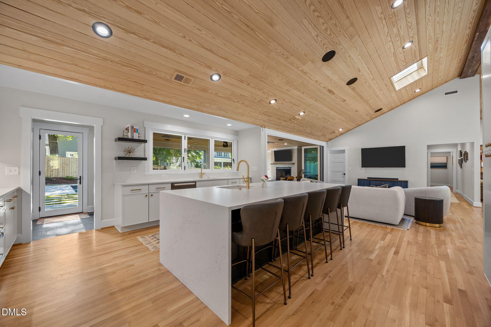 1538 Dellwood Drive
