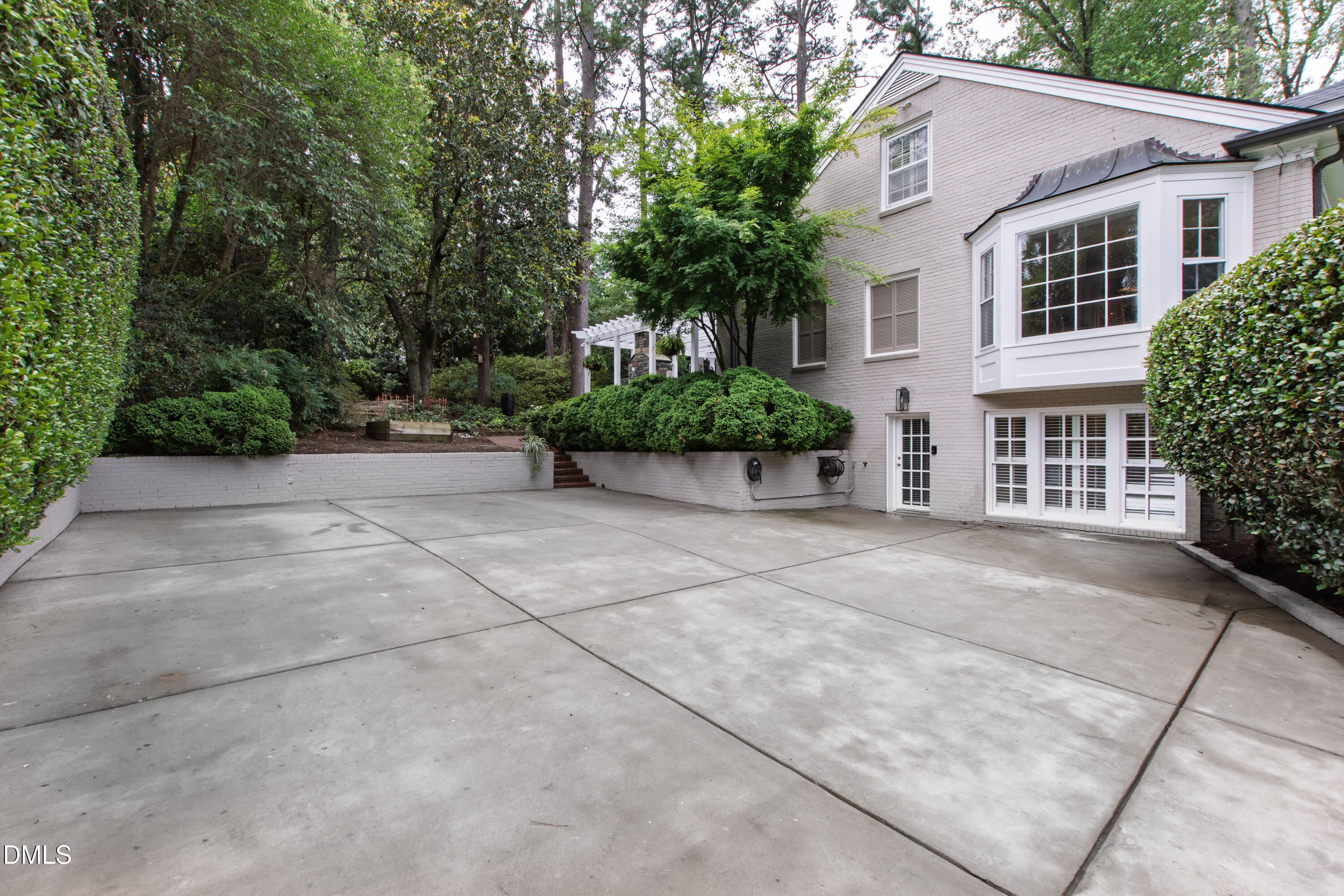 2507 Sanderson Drive