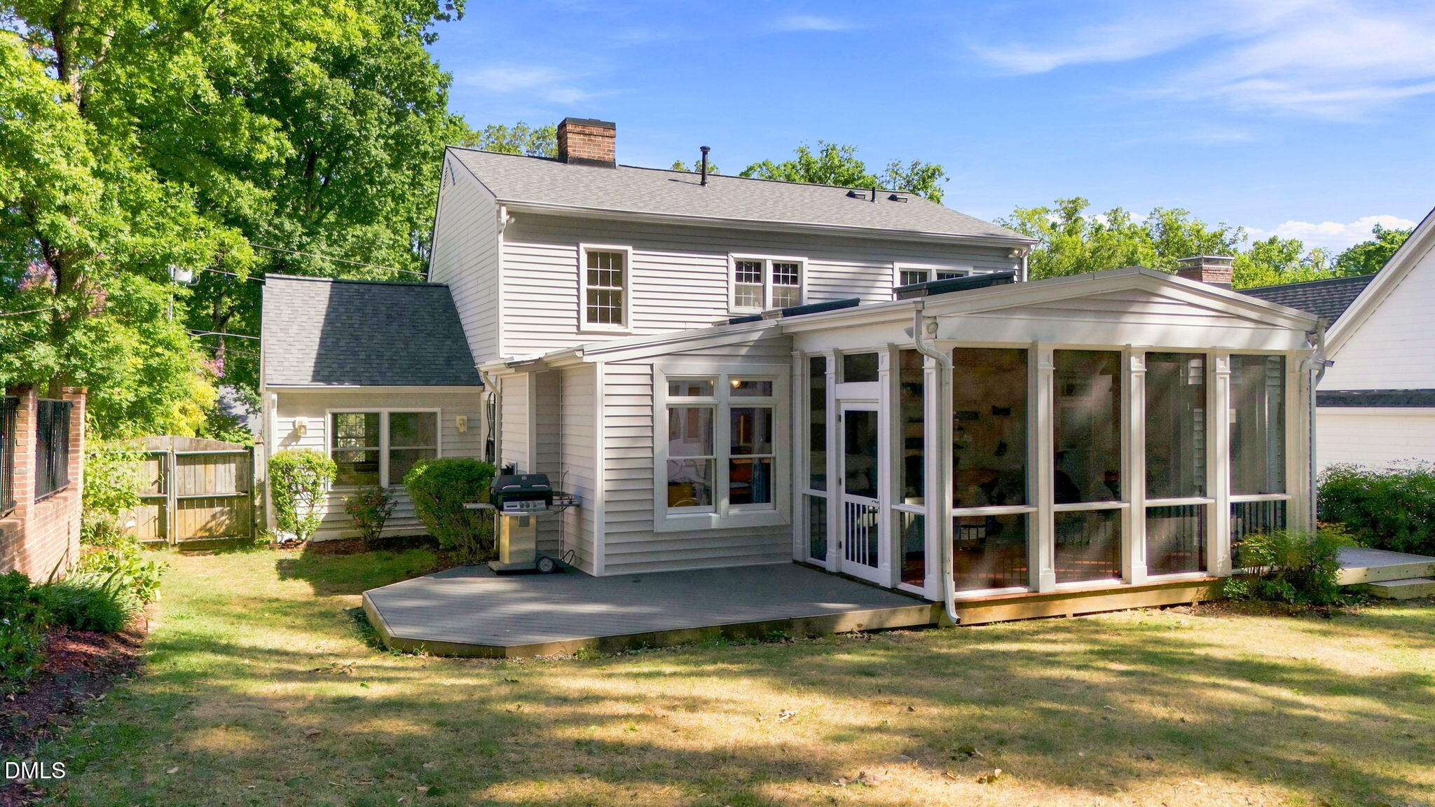 2721 Van Dyke Avenue