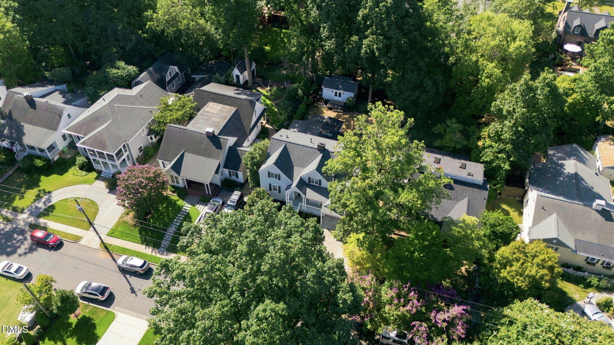 2721 Van Dyke Avenue