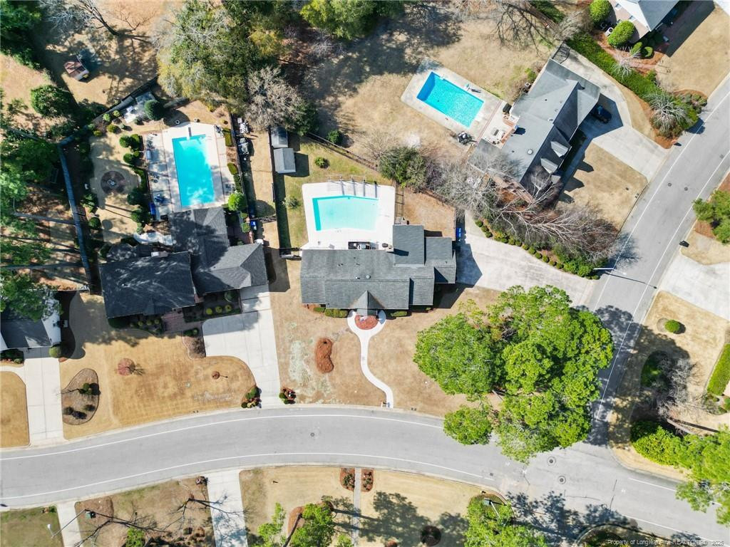 402 Thorncliff Drive