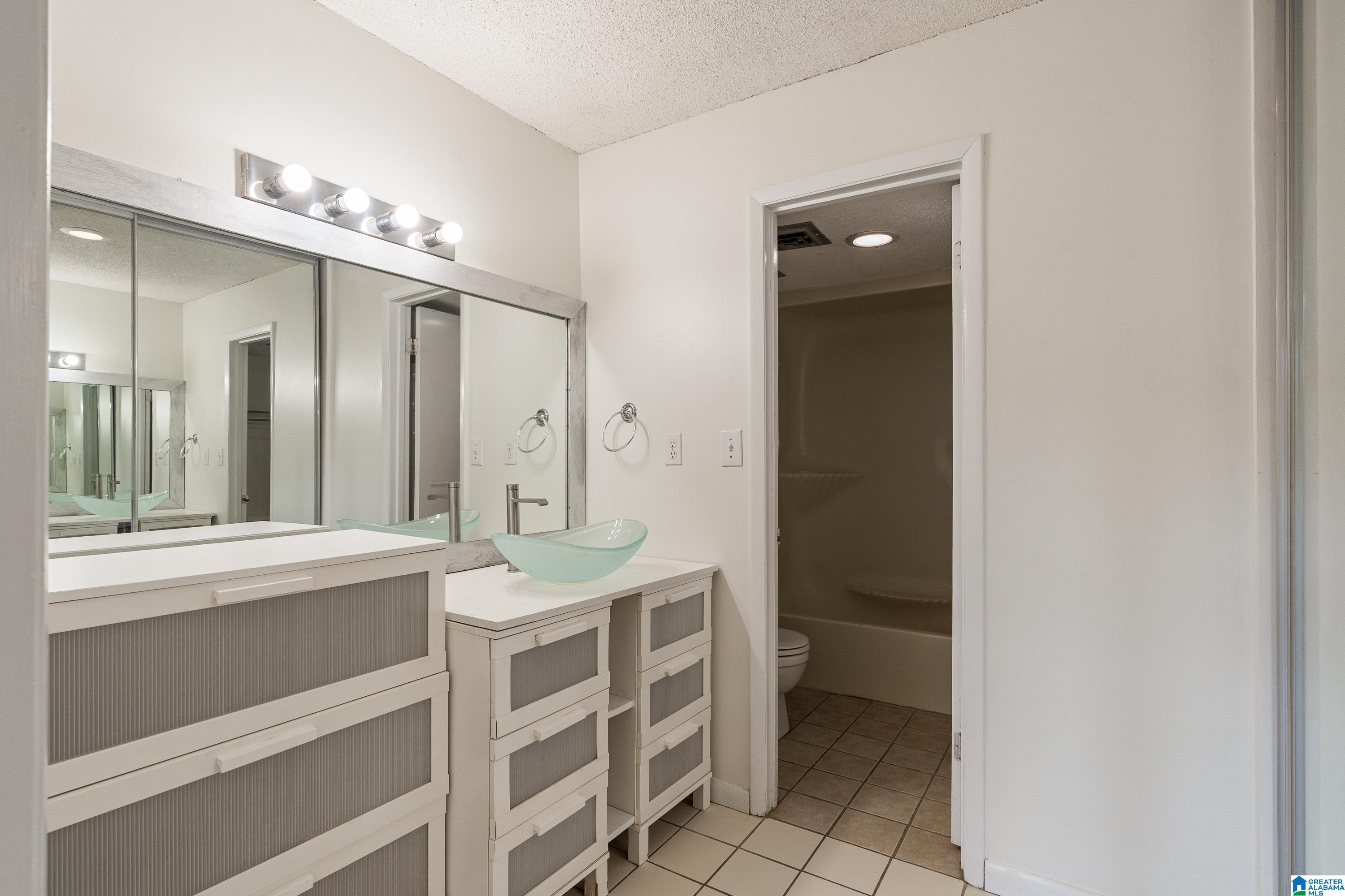 18 BERRYWOOD DRIVE Unit: 18