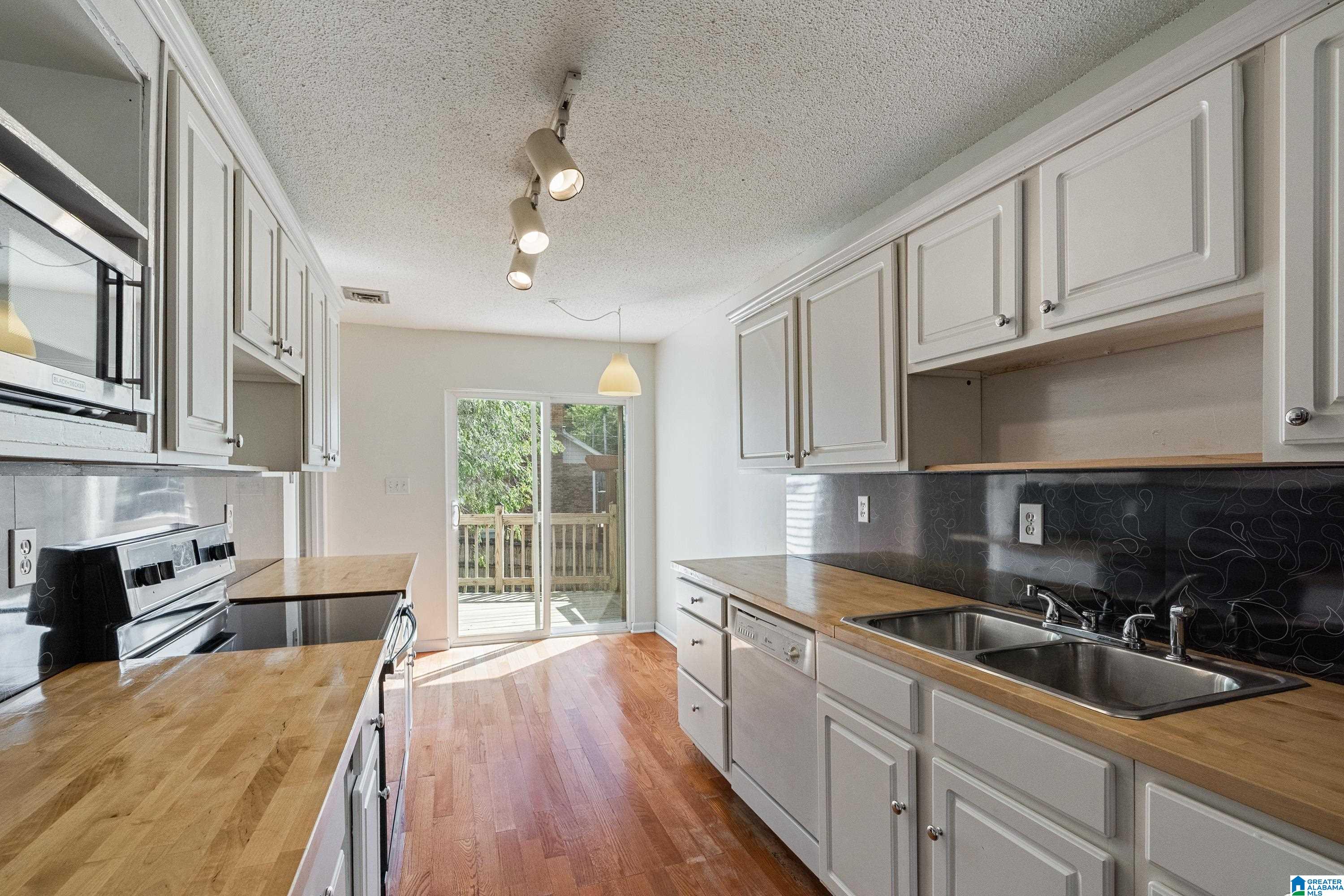 18 BERRYWOOD DRIVE Unit: 18