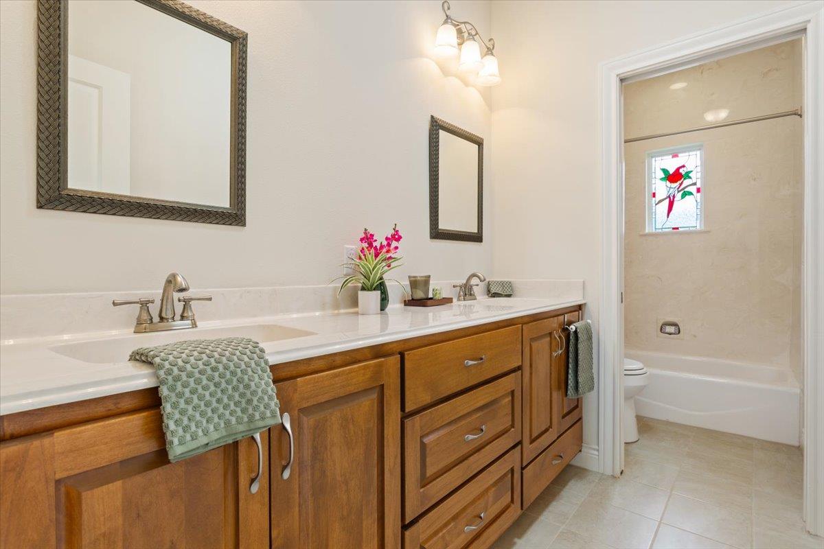 117 Hacienda Heights CV