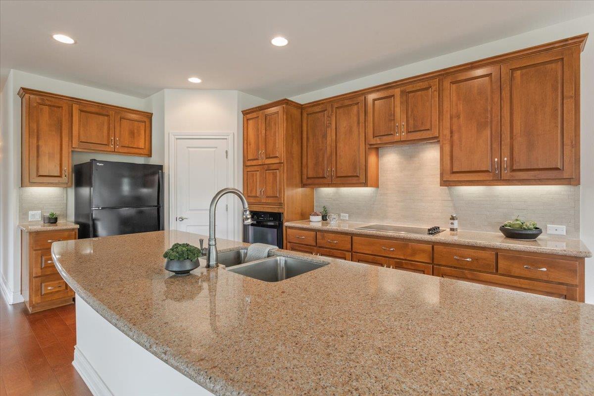 117 Hacienda Heights CV