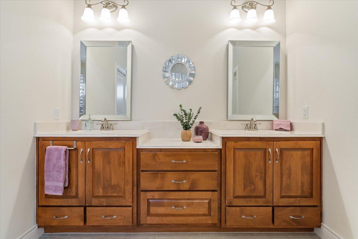 117 Hacienda Heights CV