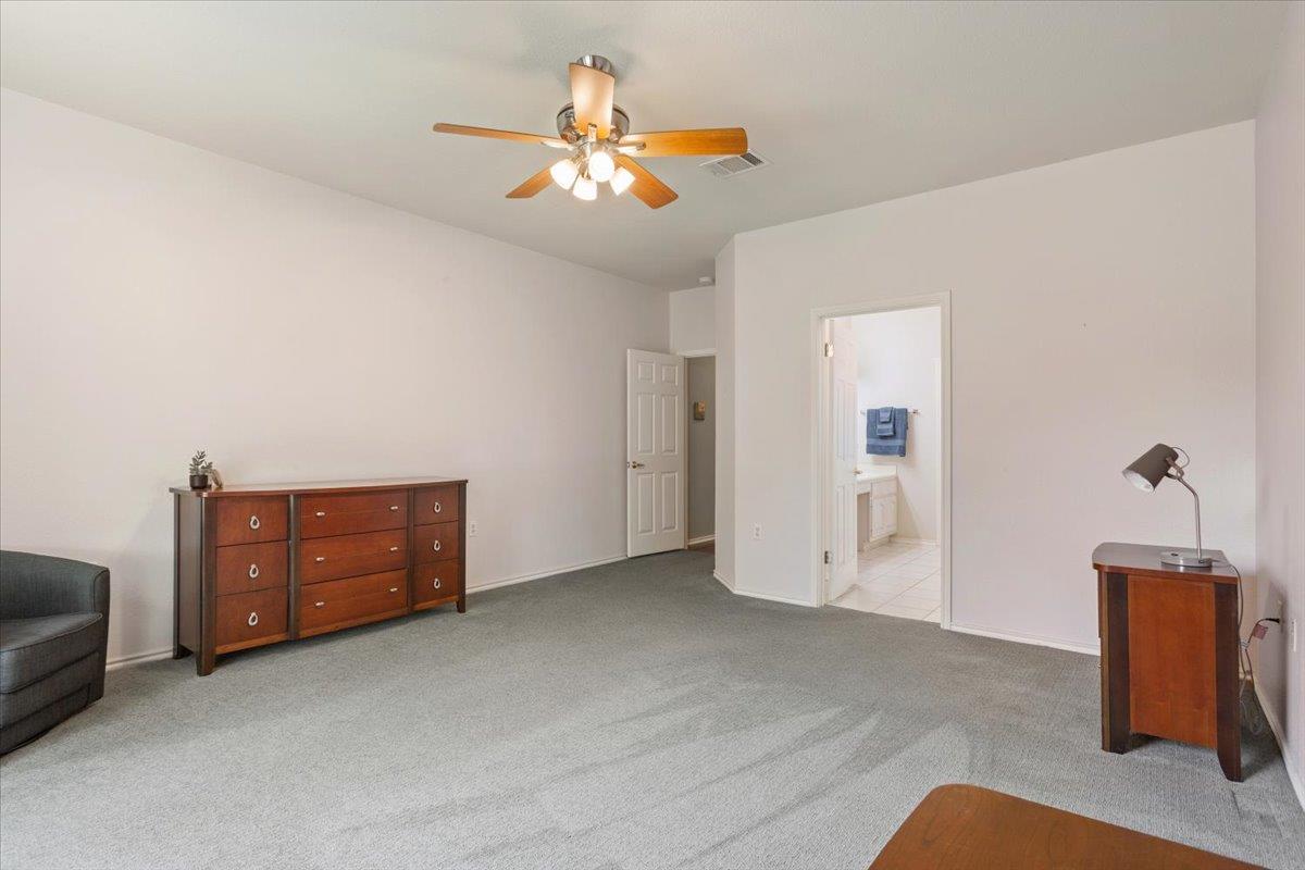 109 Yaupon LN