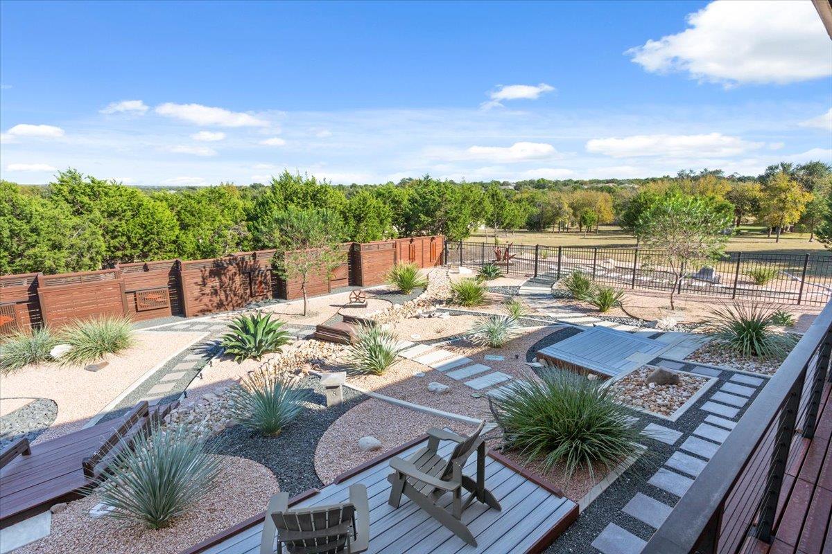 236 Standing Oak DR