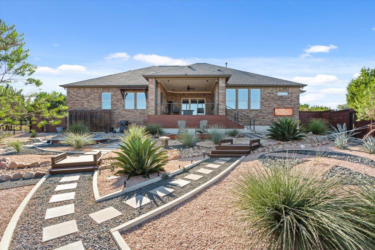 236 Standing Oak DR