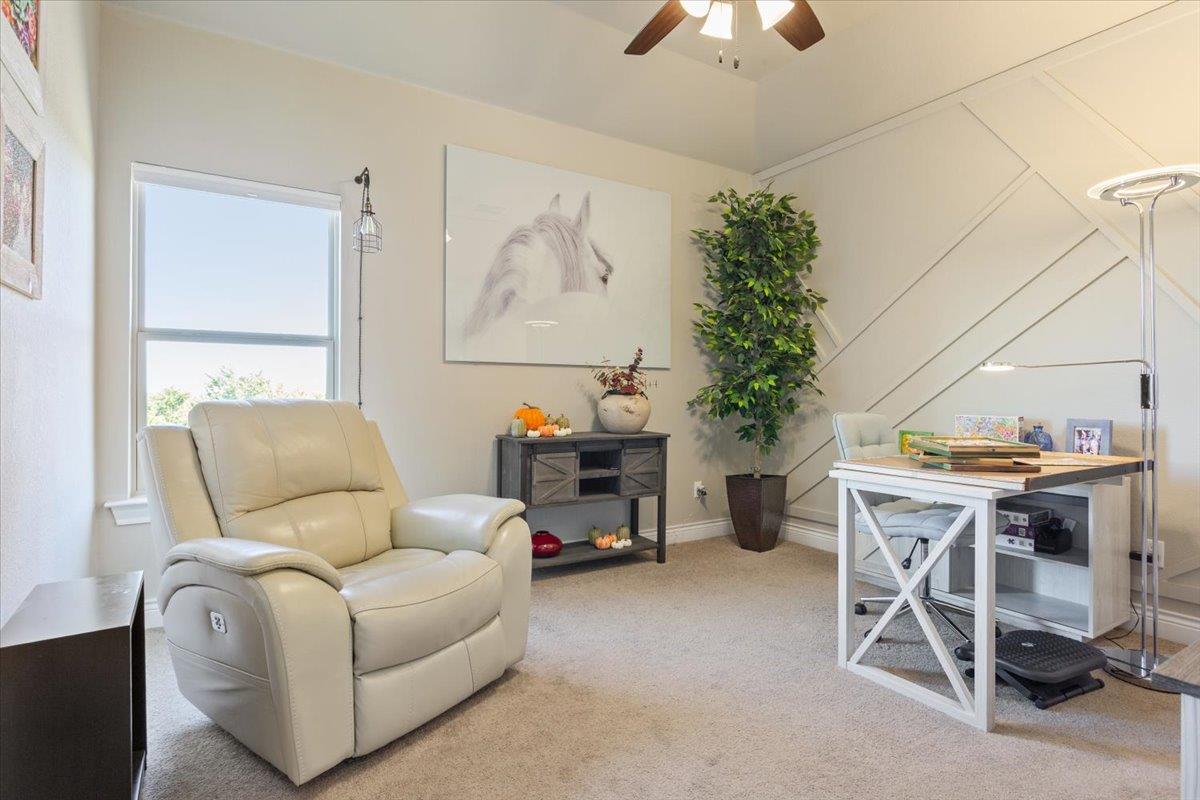 236 Standing Oak DR