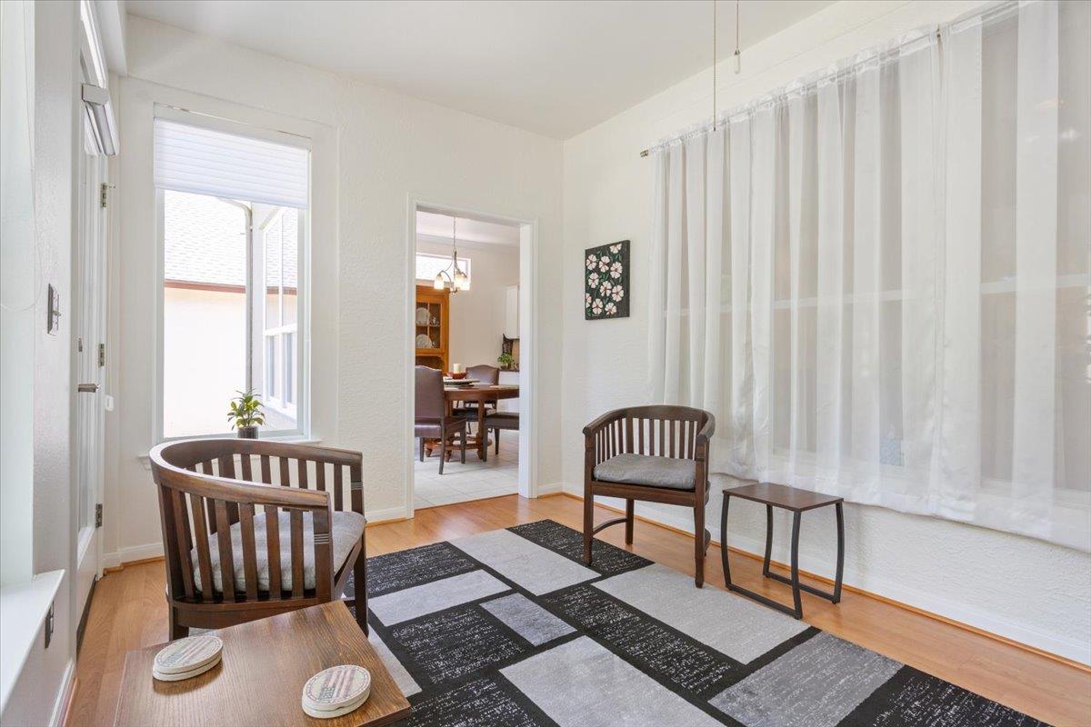 285 Whispering Wind DR