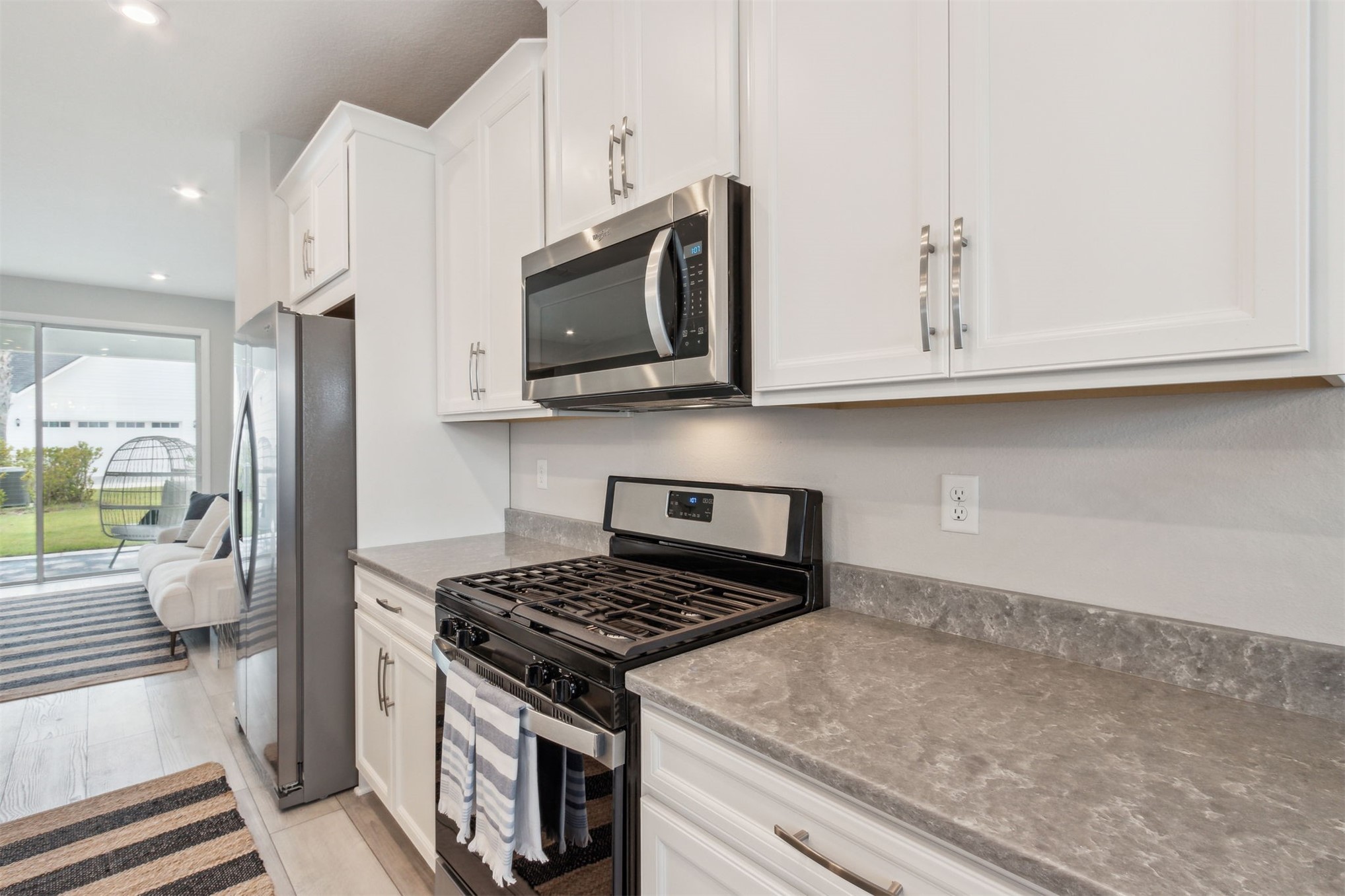684 PALMETTO PLACE