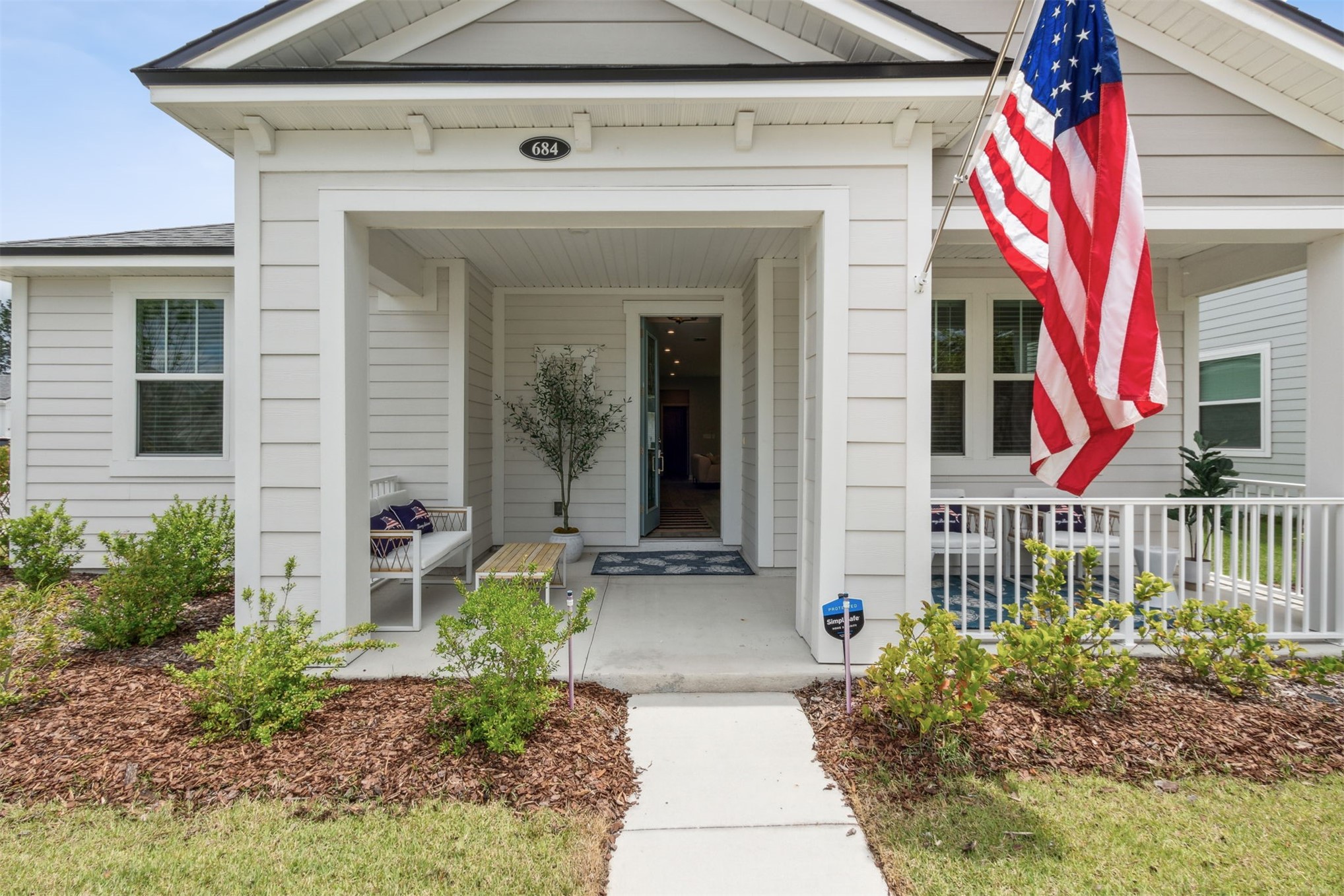 684 PALMETTO PLACE