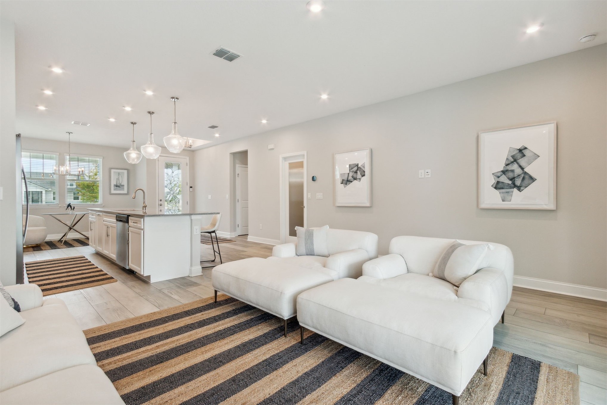684 PALMETTO PLACE