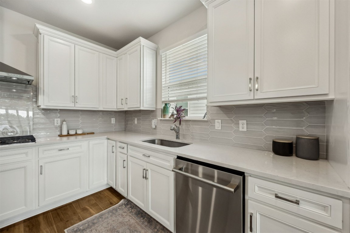 368 MUHLY GRASS STREET