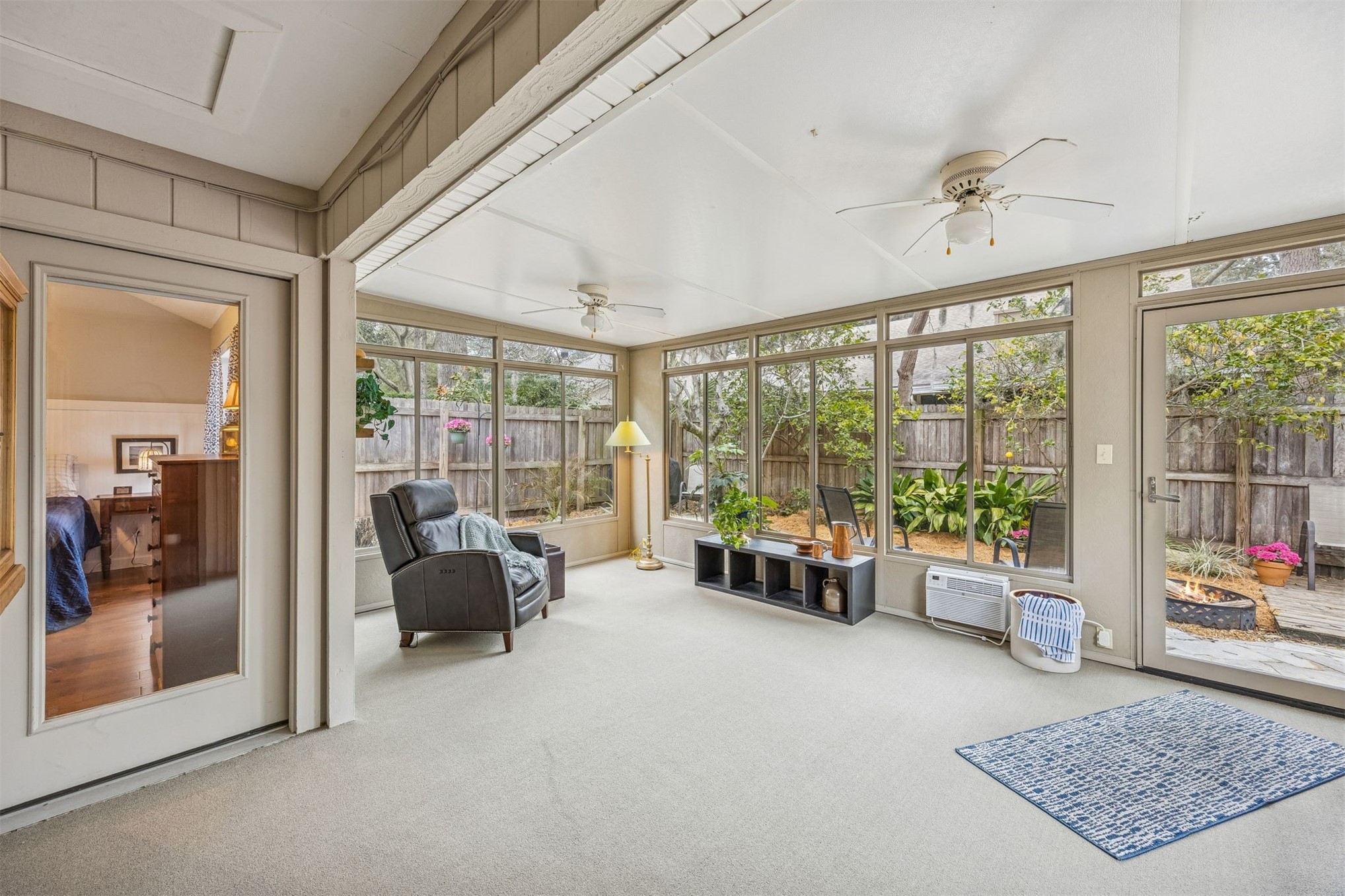 2027 W NATURES LANE