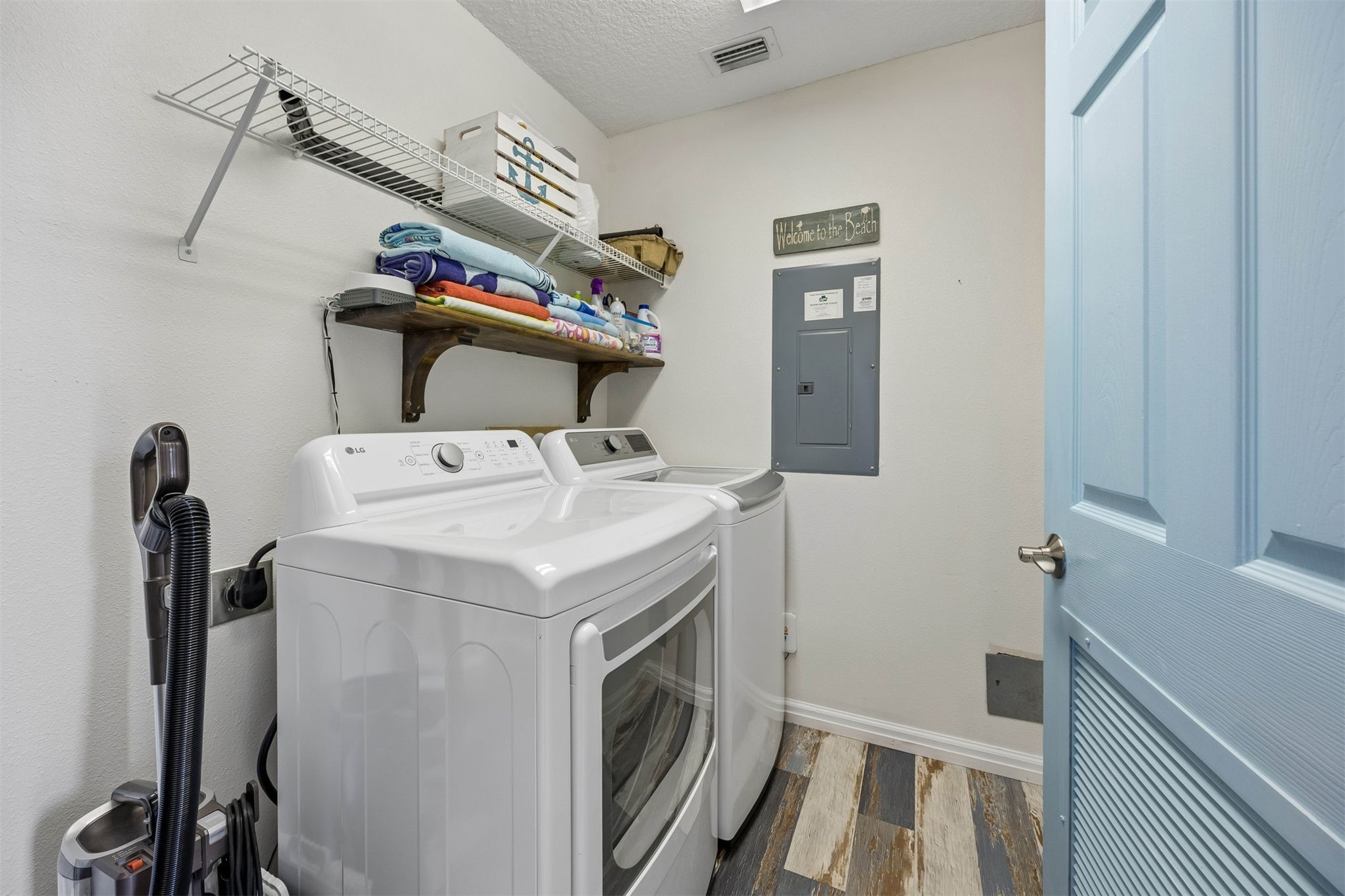 403 TARPON AVENUE 123