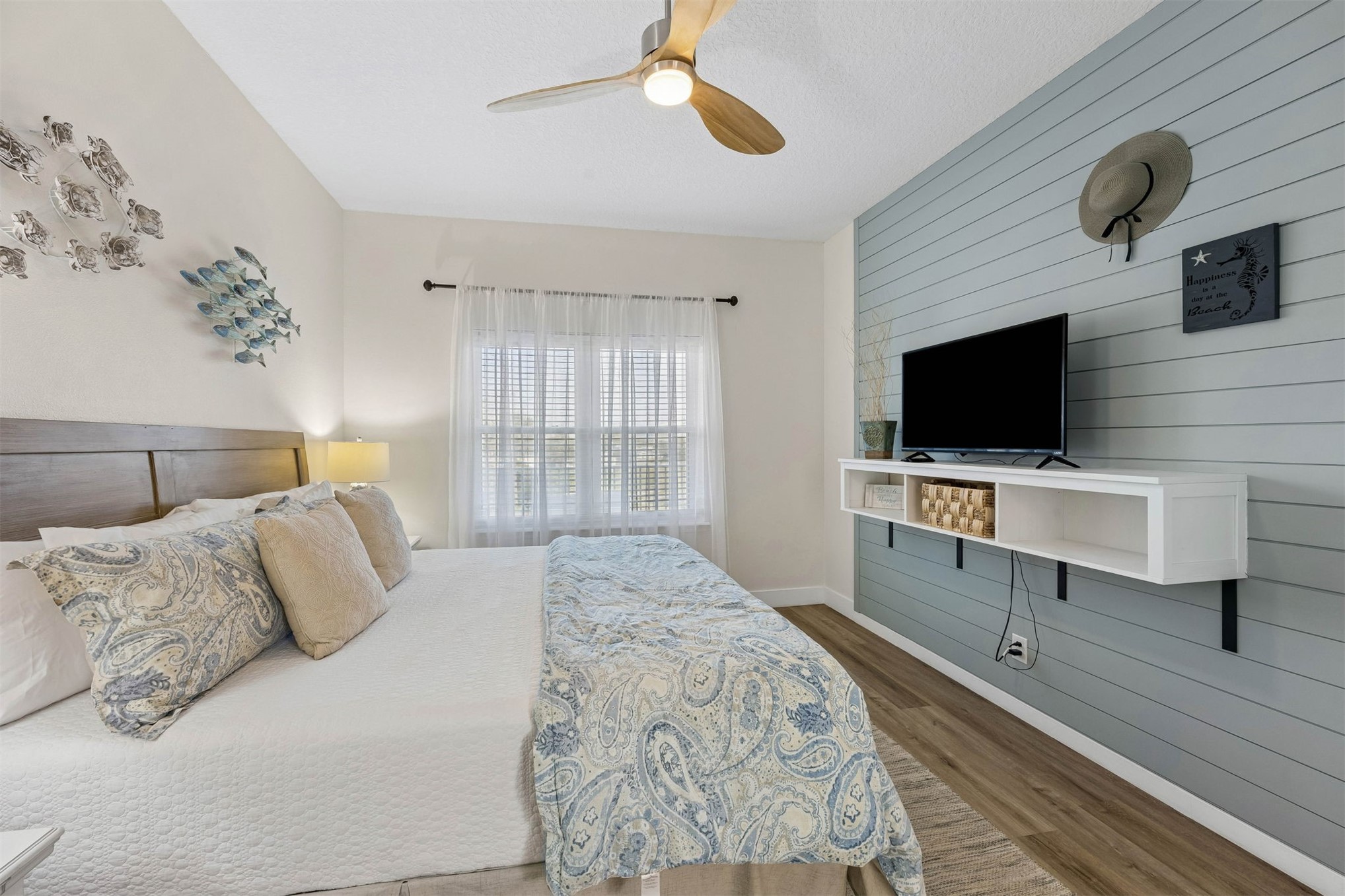 403 TARPON AVENUE 123