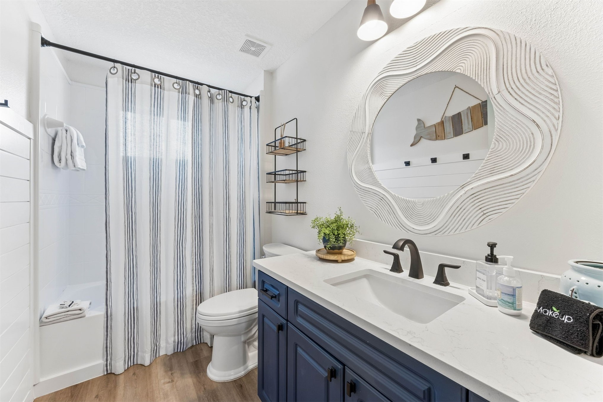 403 TARPON AVENUE 123