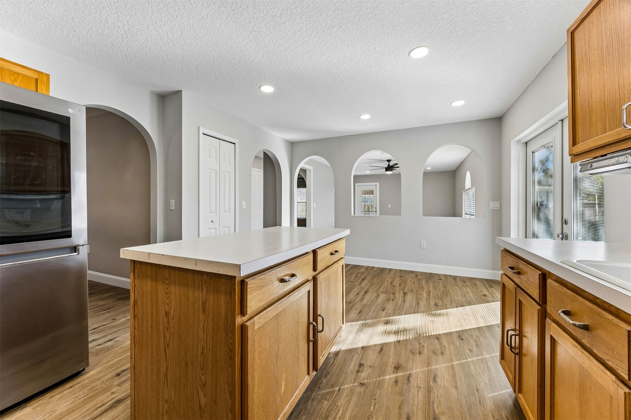 3338 HICKORY LEAF COURT