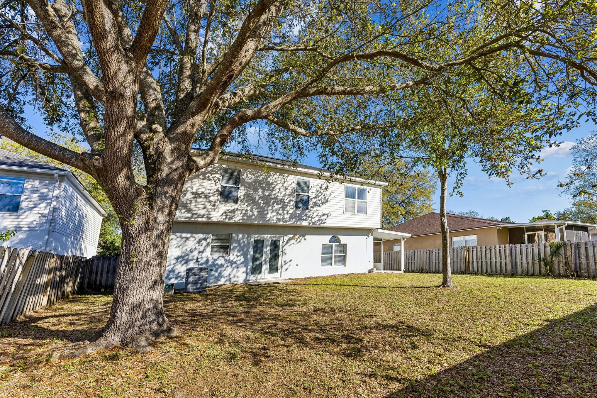 3338 HICKORY LEAF COURT