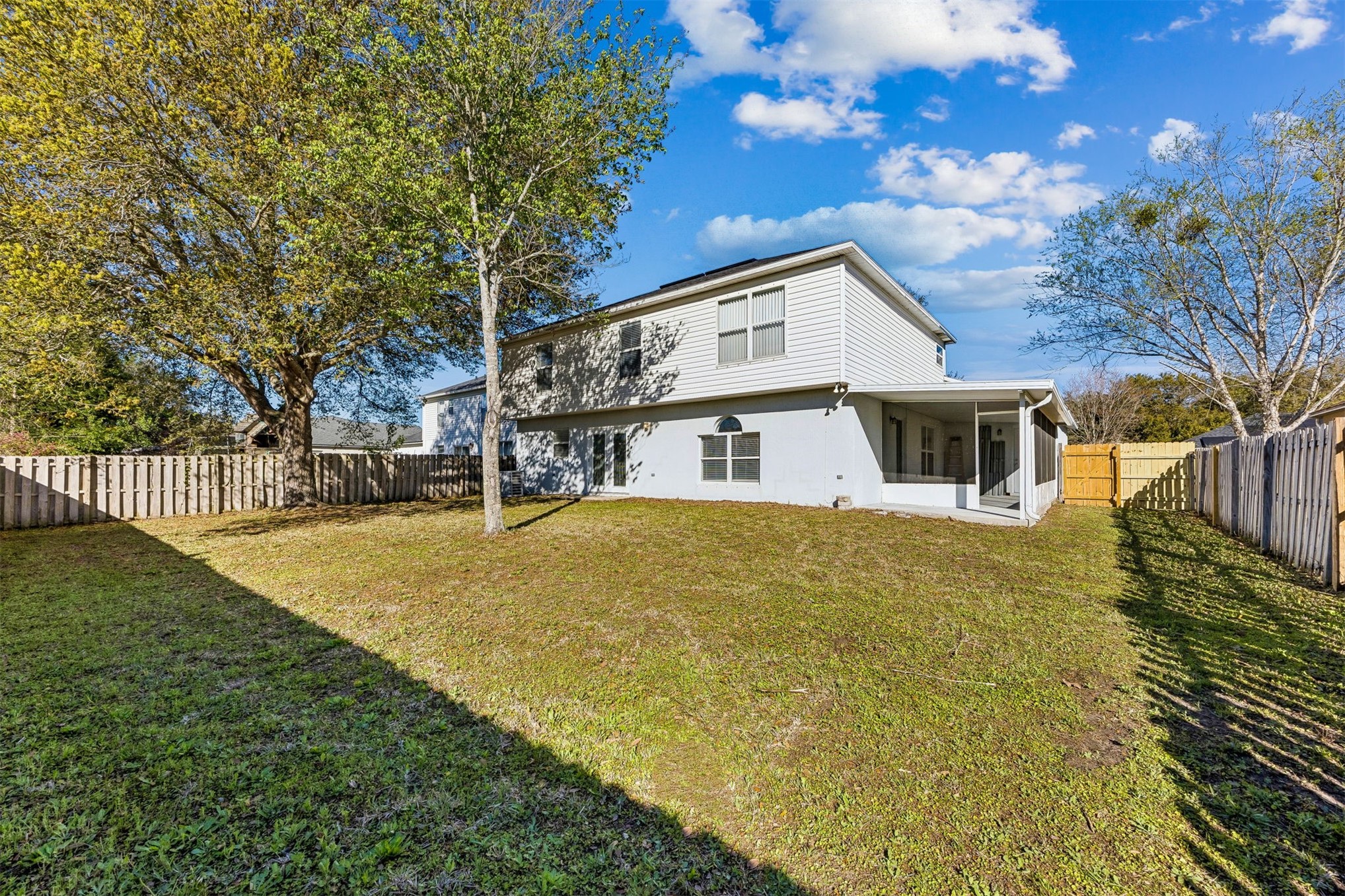 3338 HICKORY LEAF COURT
