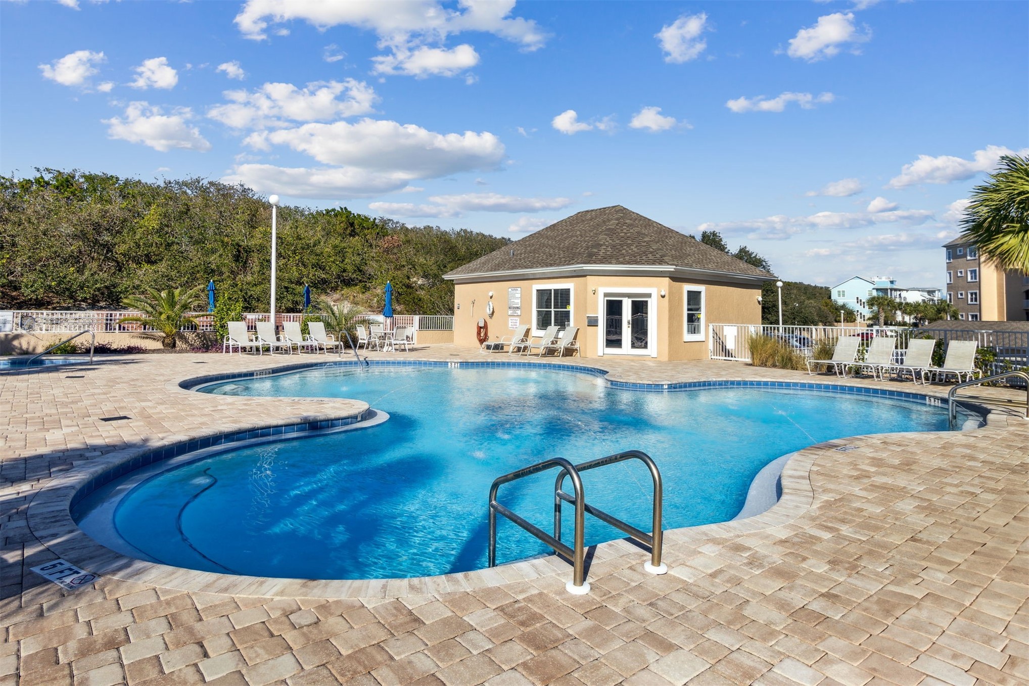 403 TARPON AVENUE 120