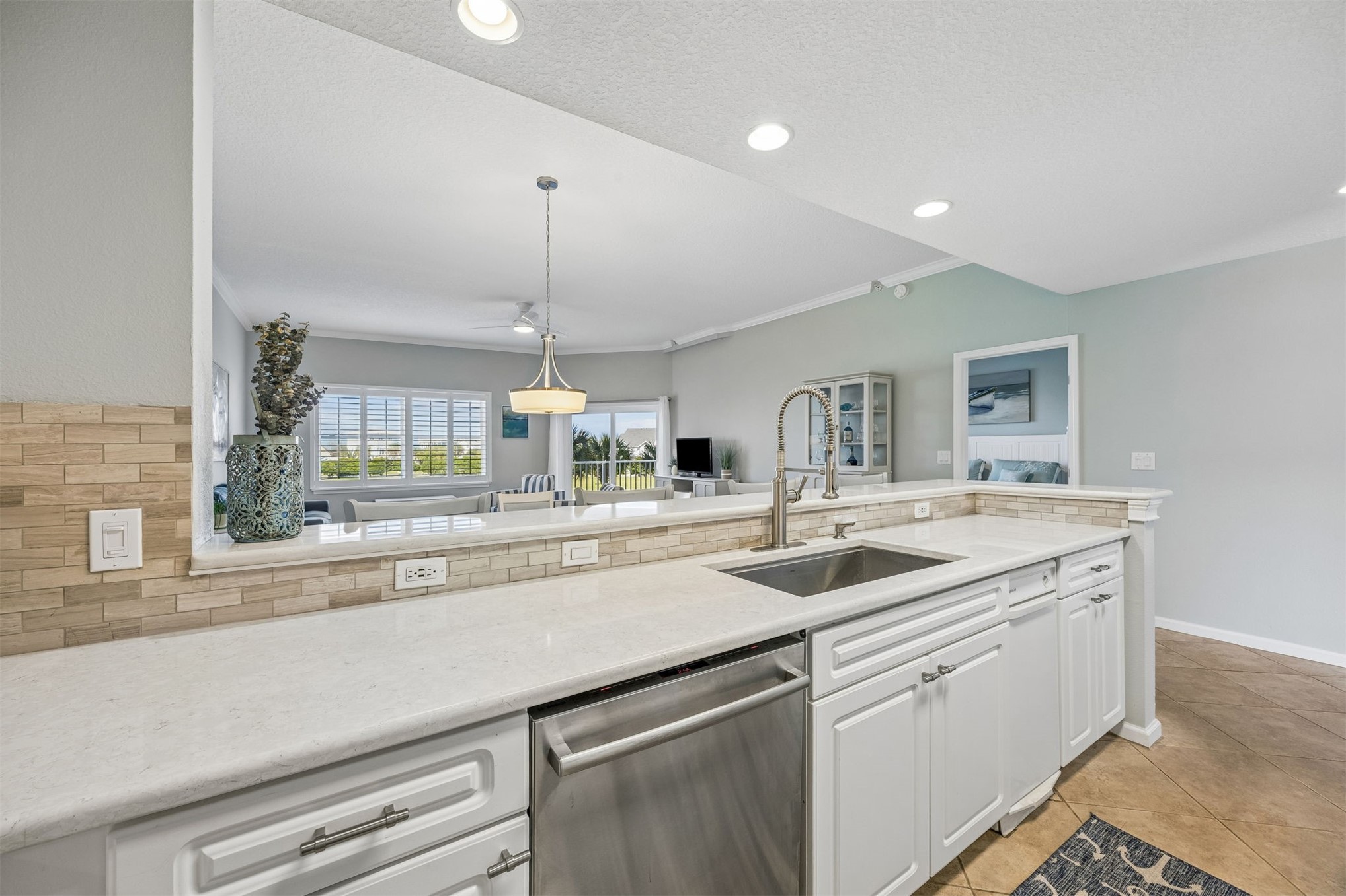 403 TARPON AVENUE 120