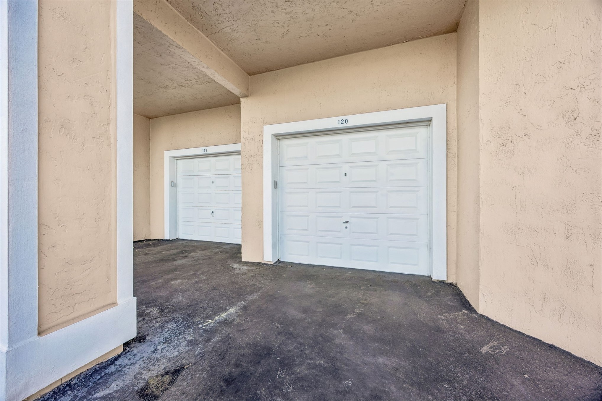 403 TARPON AVENUE 120