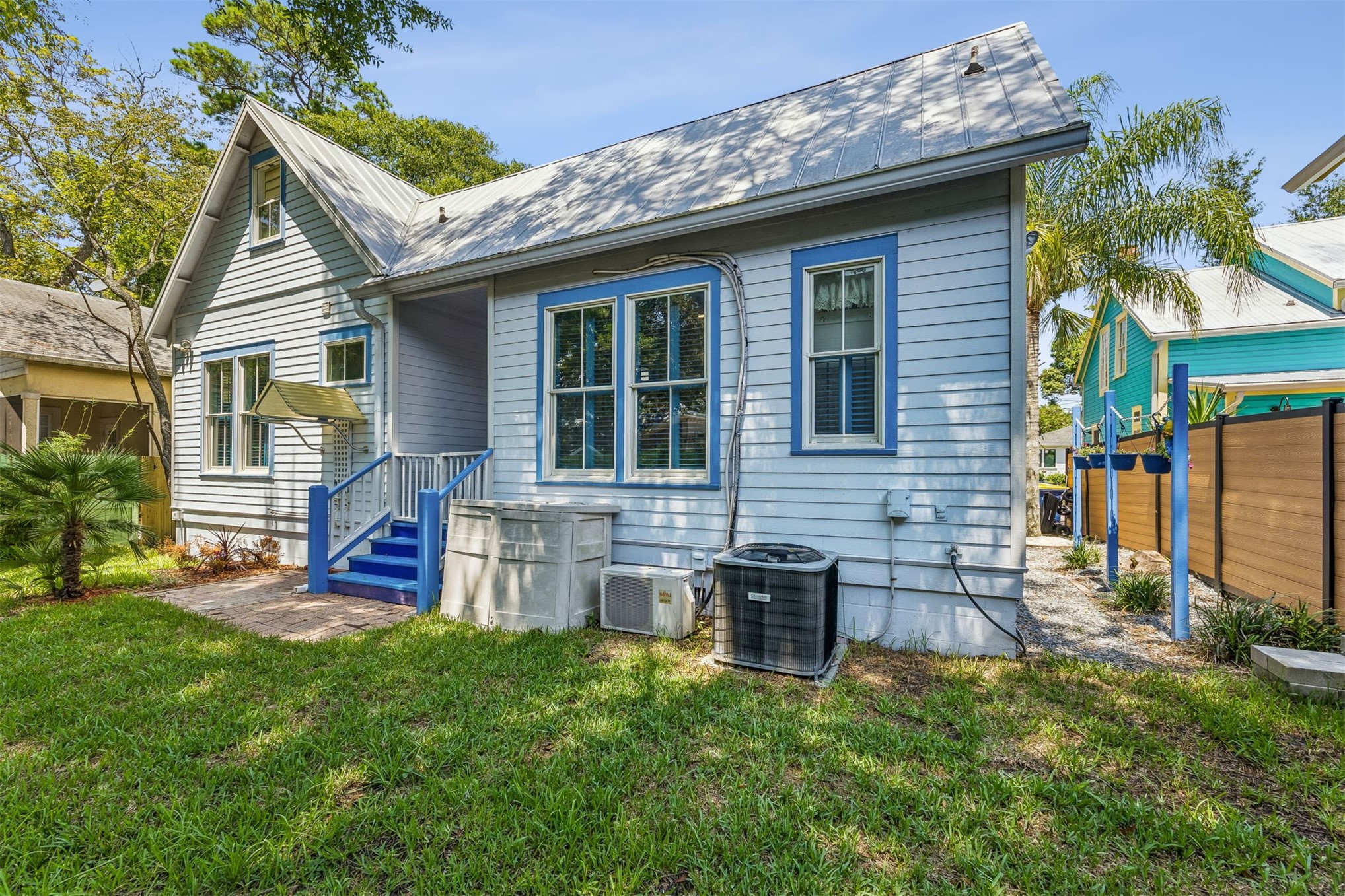 410 CEDAR STREET