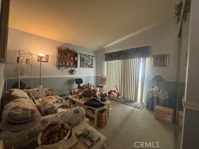 28240 Calle Lustrosos