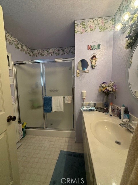 28240 Calle Lustrosos