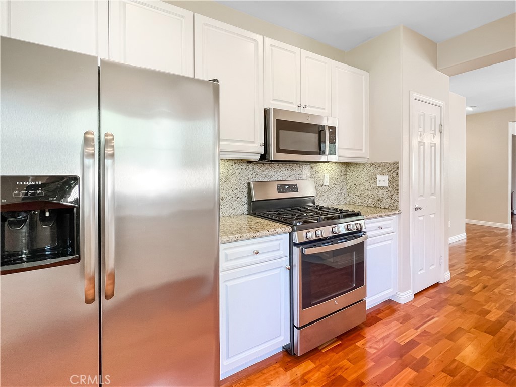 29383 Honneywood Drive