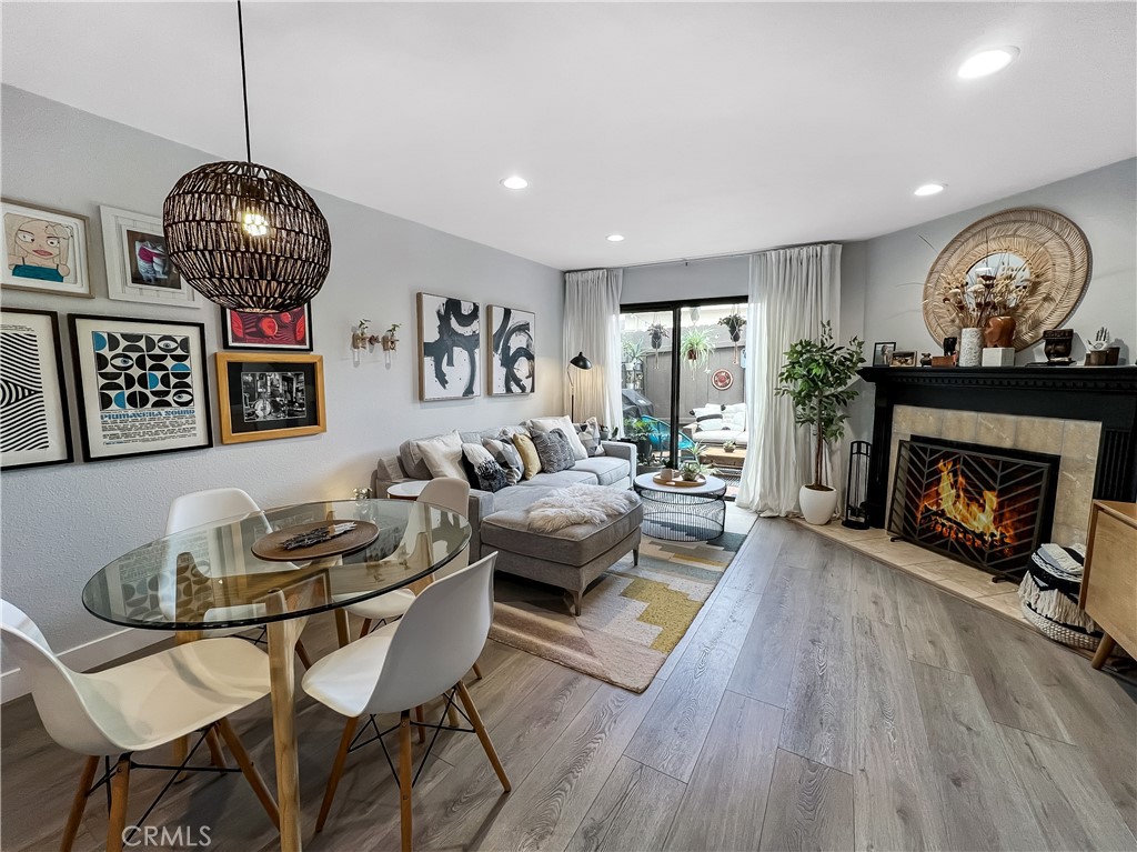 4459 Estrella Avenue 4