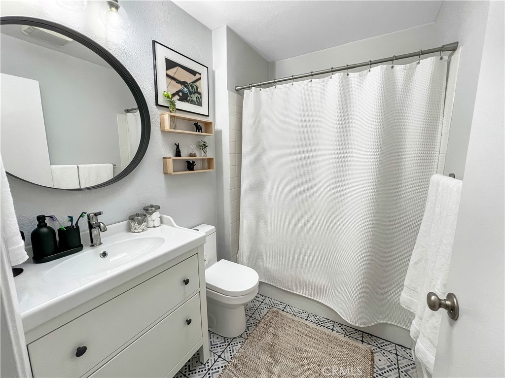 4459 Estrella Avenue 4