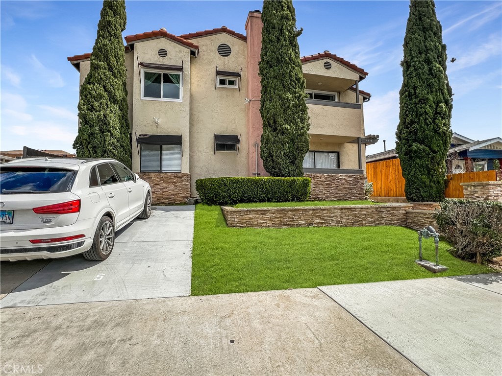 4459 Estrella Avenue 4