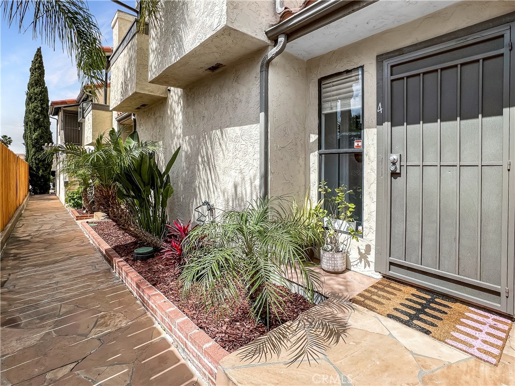 4459 Estrella Avenue 4