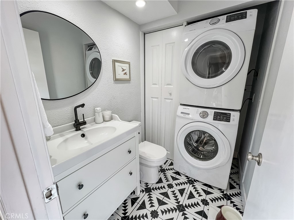 4459 Estrella Avenue 4