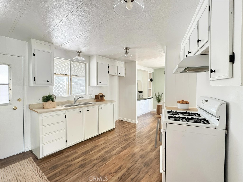 31130 S General Kearny Road 136