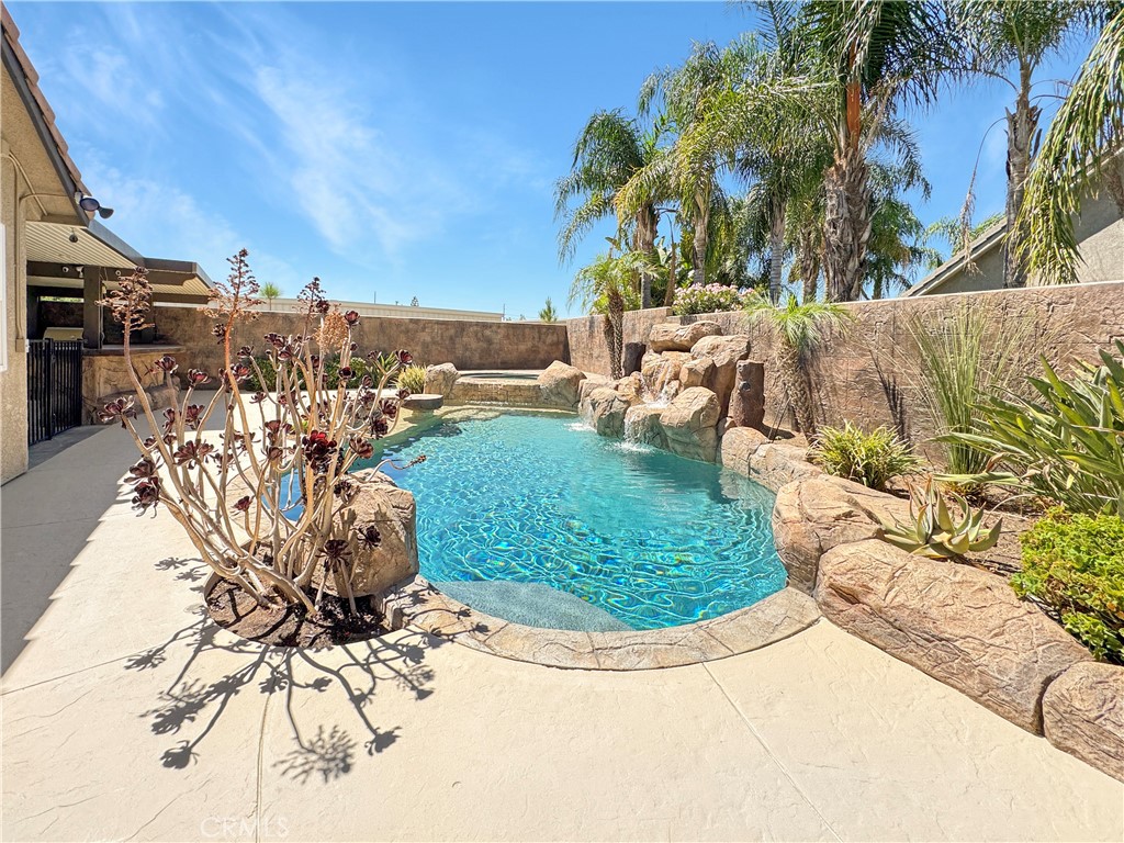 27165 Calle Ayrton