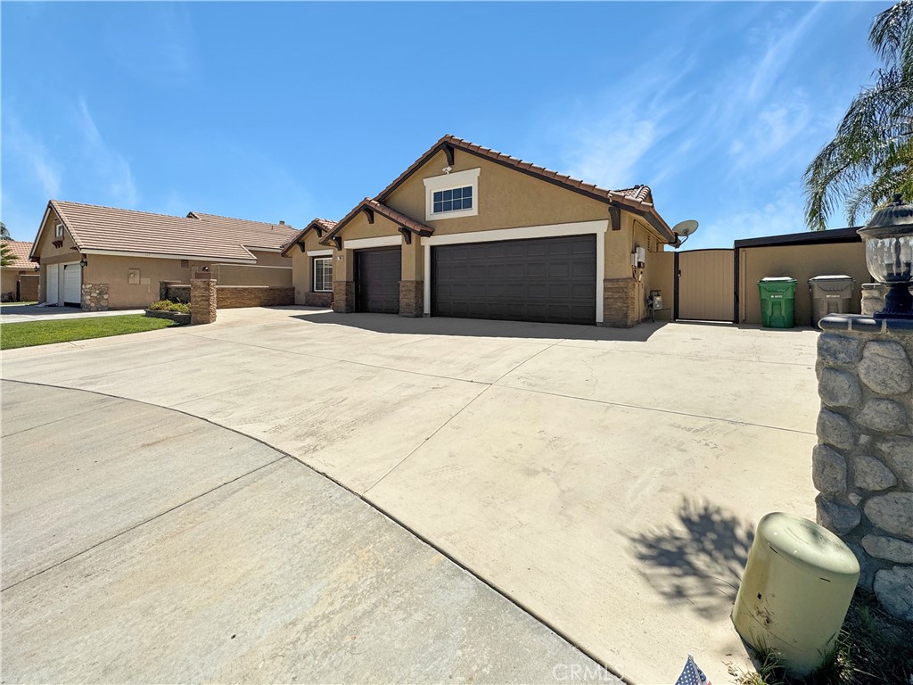 27165 Calle Ayrton