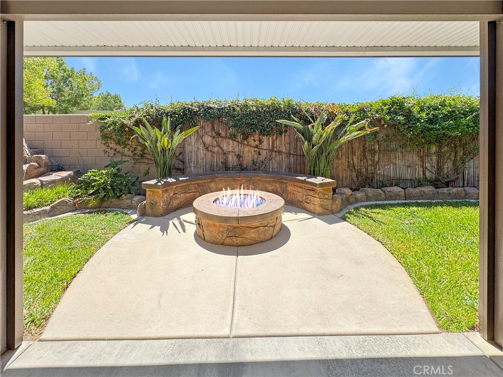 27165 Calle Ayrton