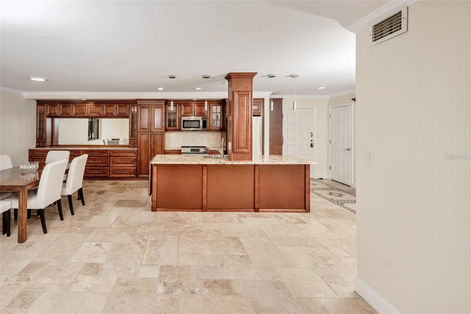 36750 US HIGHWAY 19 N #24-103