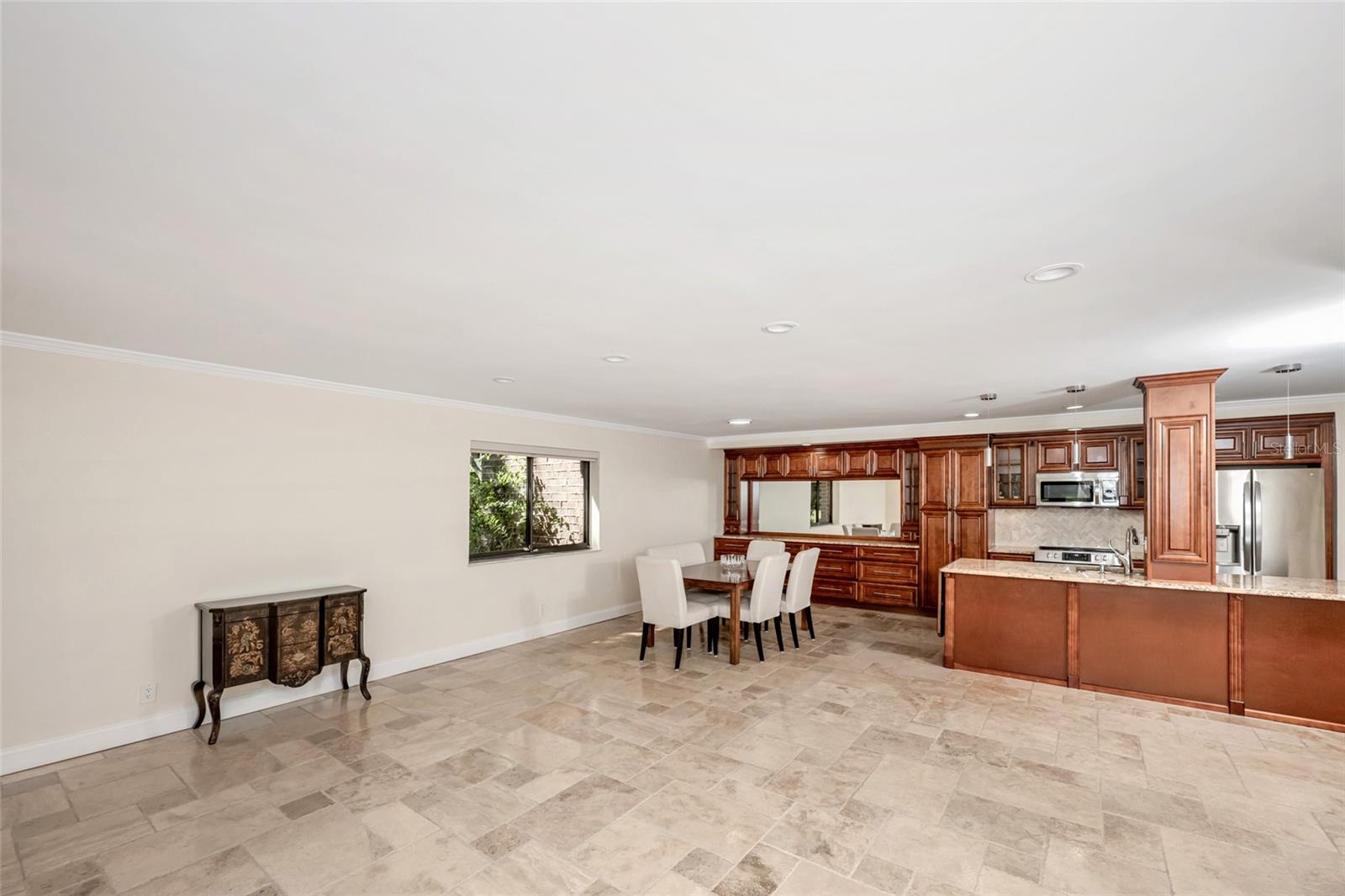 36750 US HIGHWAY 19 N #24-103