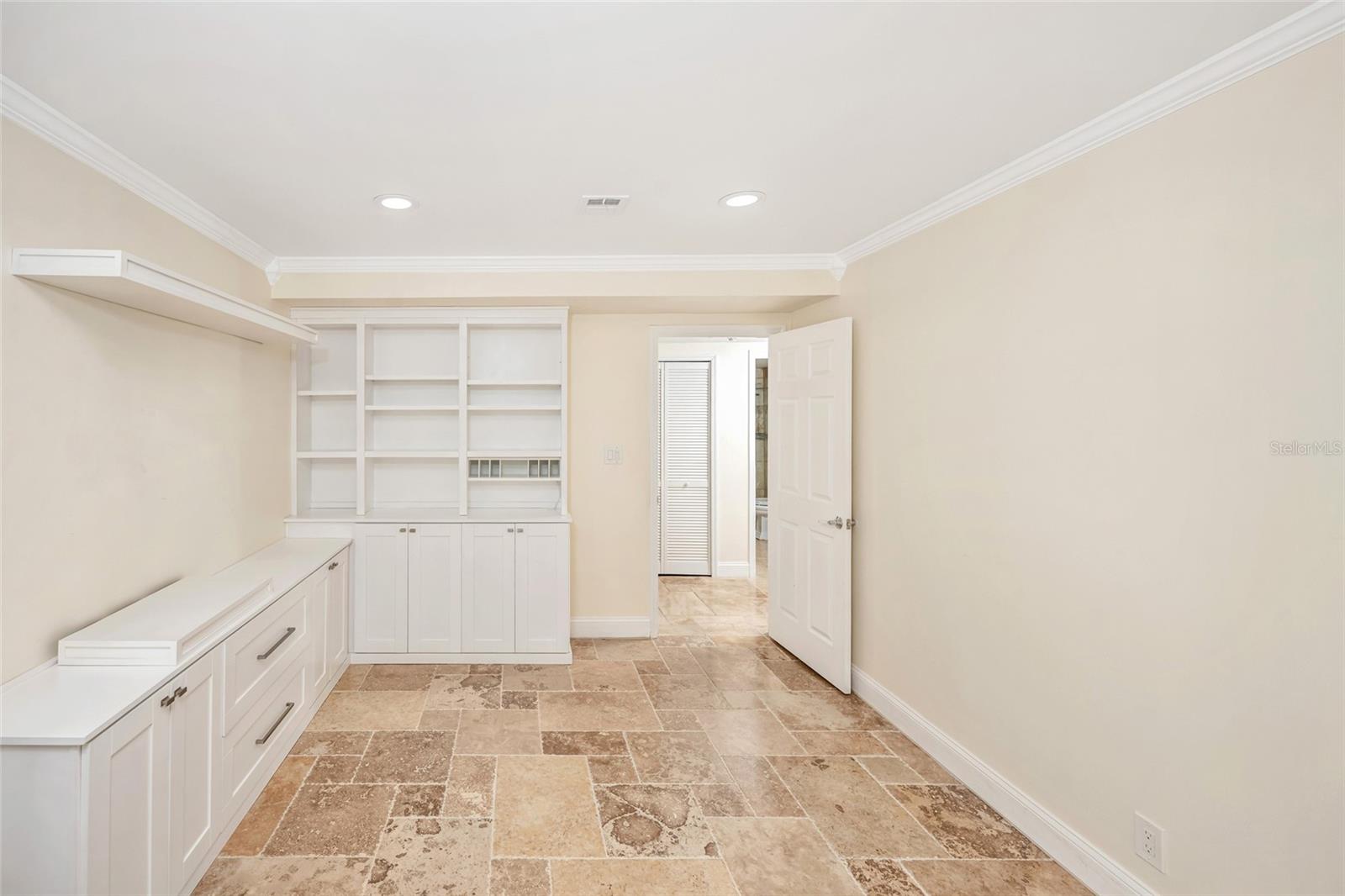 36750 US HIGHWAY 19 N #24-103