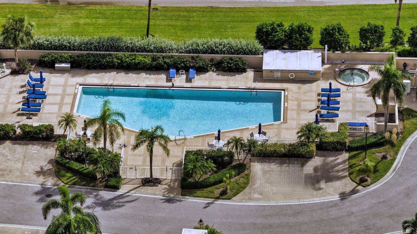 2013 HARBOUR LINKS DR #2013