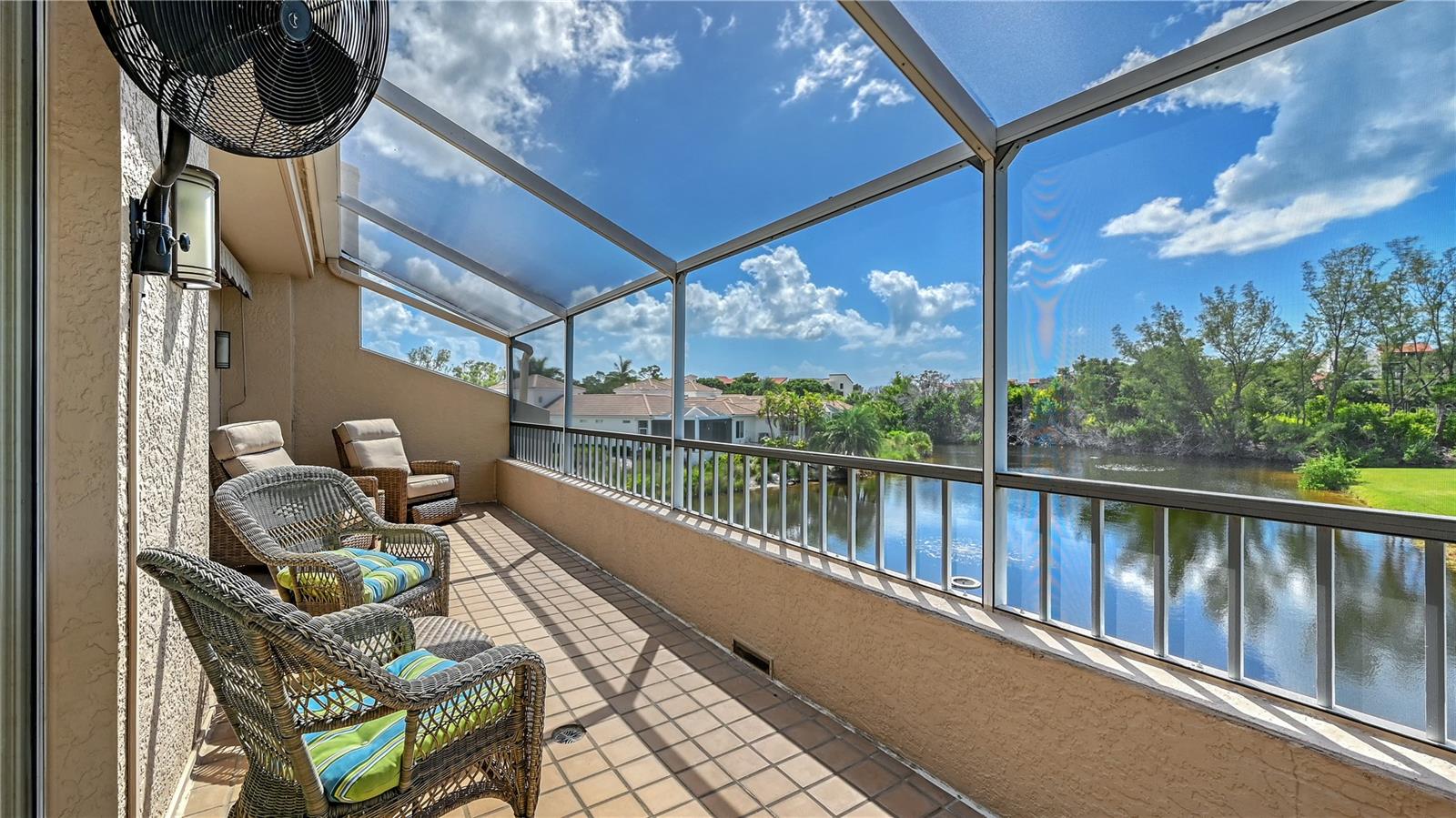 2013 HARBOUR LINKS DR #2013