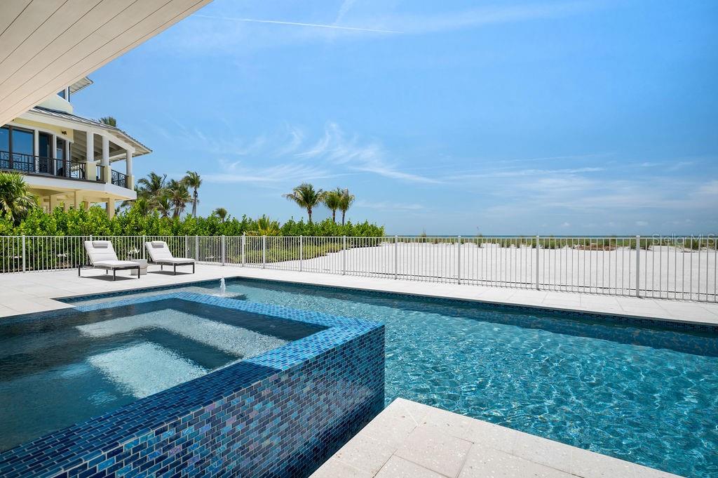 6489 GULFSIDE RD